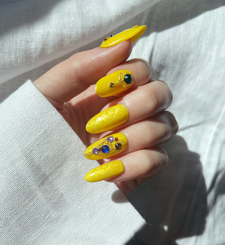 Custom Press Ons - Yvonne
